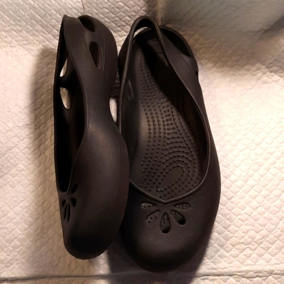 Women's CROCS FLATS - Picture 1 of 6